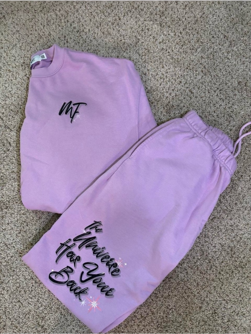 The Mayfair Group Lilac Lounge Set - M/L - Picture 2 of 6